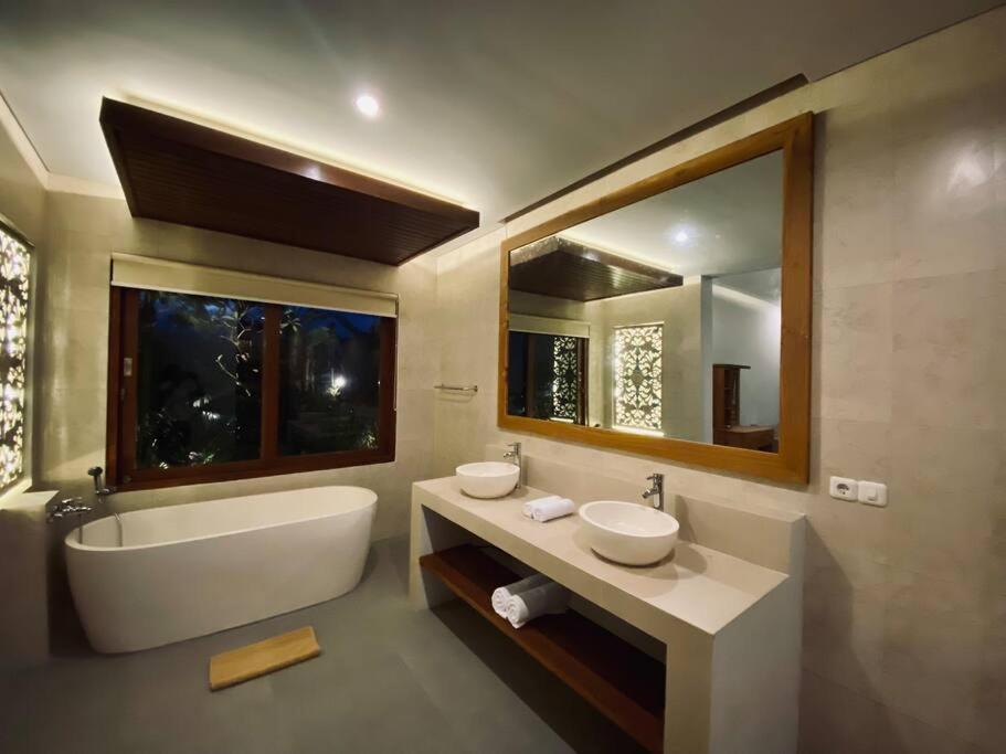 Villa Dewa Dewi 2 Ubud Exterior foto